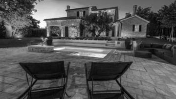 Villa Experience